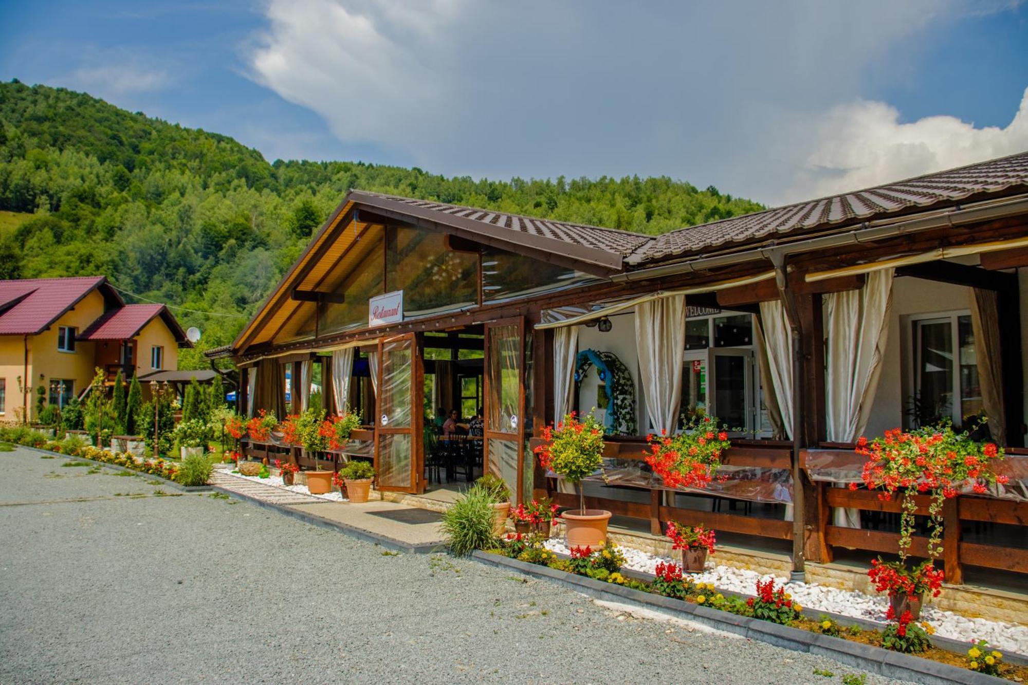 Villa Ge-Lux Incesti Exterior foto